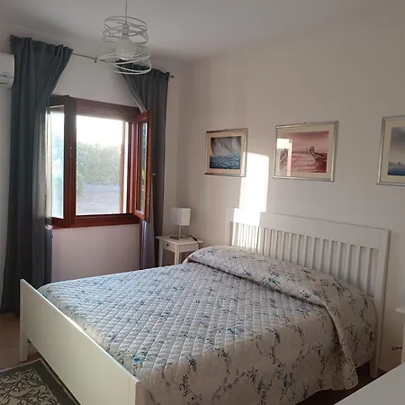 Bombarde Natural House דירה *