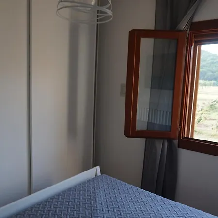 Bombarde Natural House *